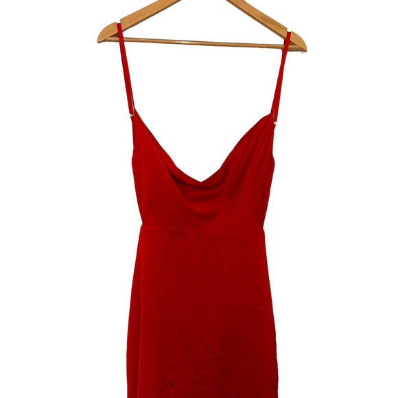 Fame & Partners The Toluca Dress Open Back Sheath High-Low Sleeveless Red 10 - Picture 7 of 11